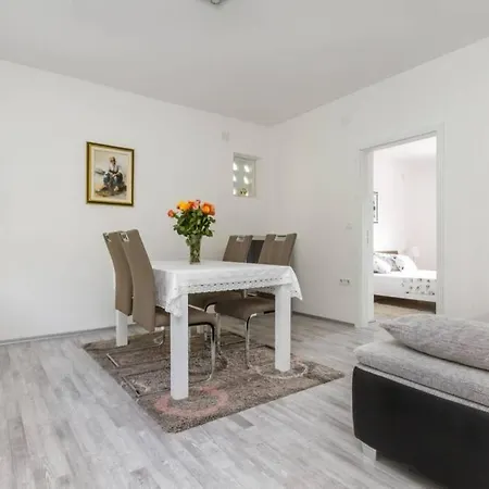 Apartment Buki **** Split