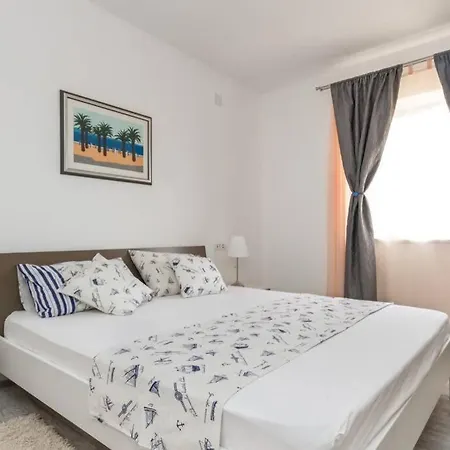 Apartment Buki **** Split